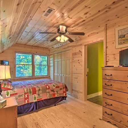 Secluded Cabin With Deck 13 Miles To Downtown マーフィ エクステリア 写真