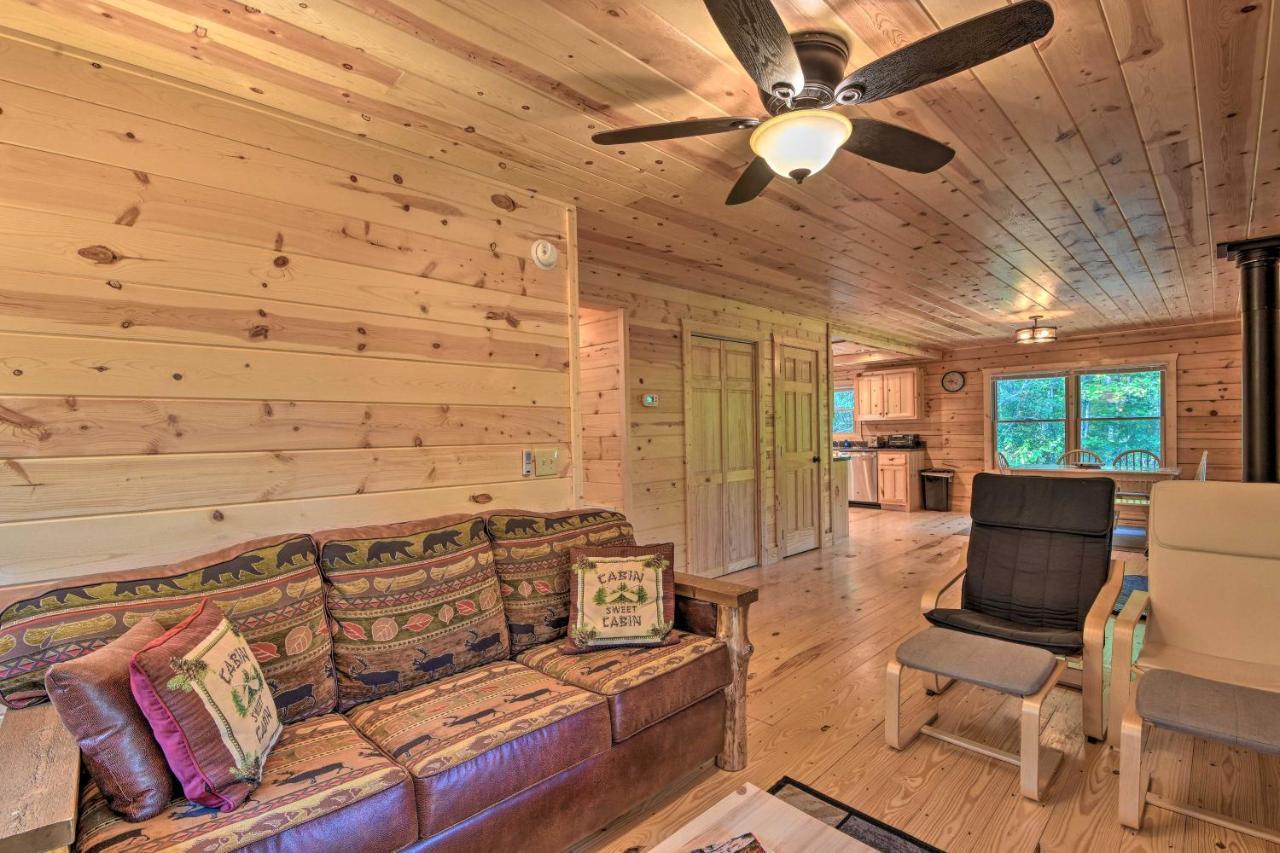 Secluded Cabin With Deck 13 Miles To Downtown マーフィ エクステリア 写真