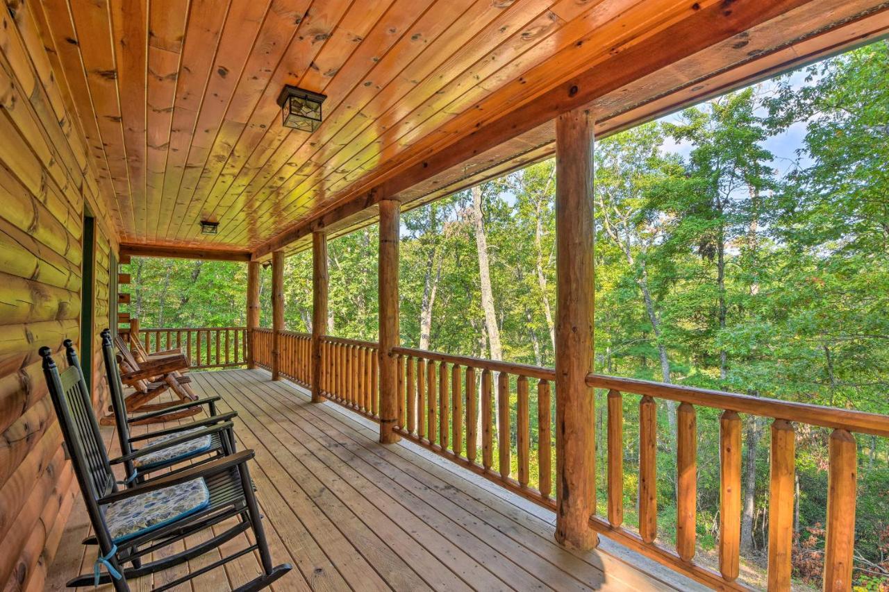 Secluded Cabin With Deck 13 Miles To Downtown マーフィ エクステリア 写真