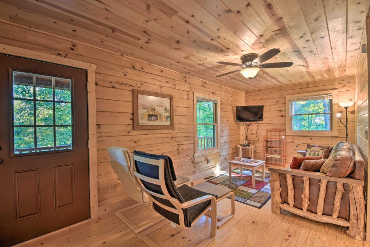 Secluded Cabin With Deck 13 Miles To Downtown マーフィ エクステリア 写真