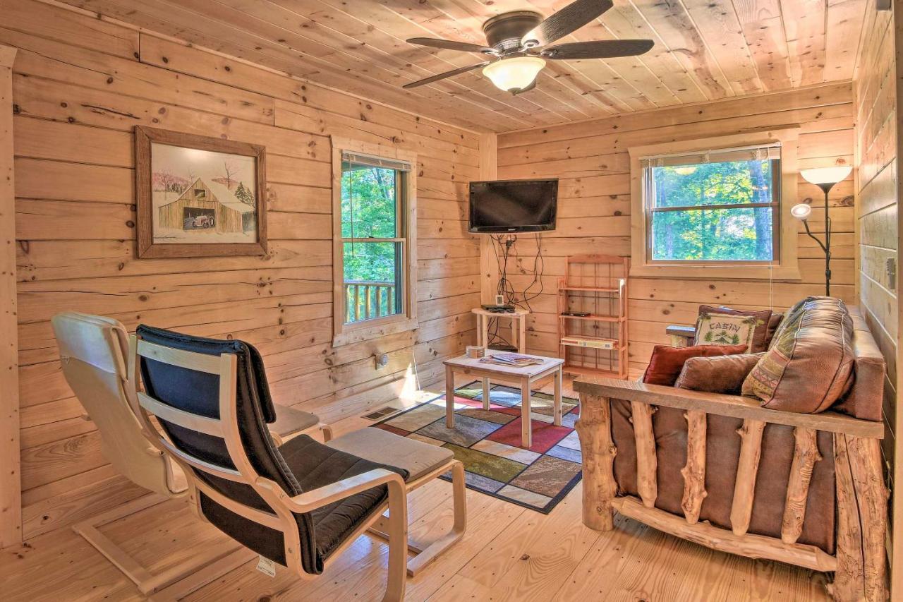 Secluded Cabin With Deck 13 Miles To Downtown マーフィ エクステリア 写真